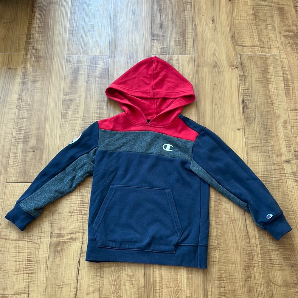 Boys hoodie. Size xs. champion brand